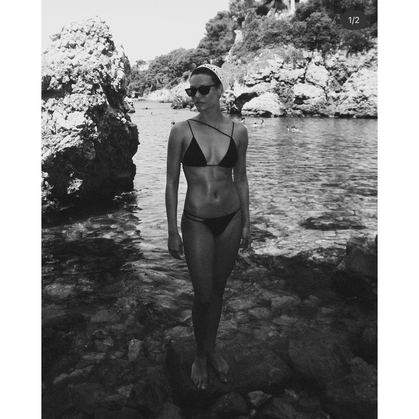 ViX Paula Hermanny ViX Swim Nara Parallel Tri Bikini Top in Black | Alternate view